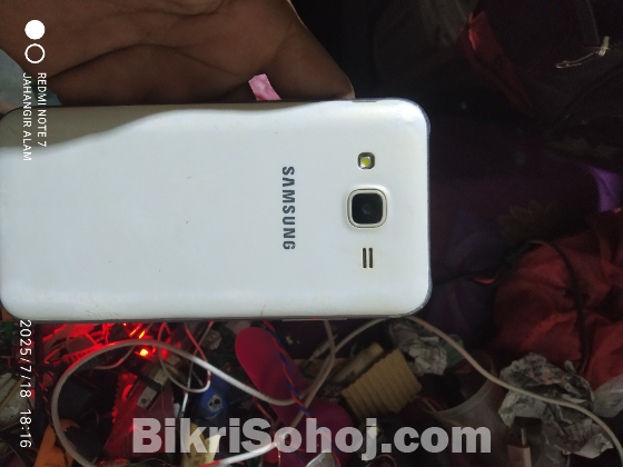 Samsung j5
